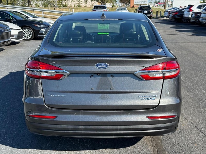 Ford Fusion Hybrid Vehicle Image 04