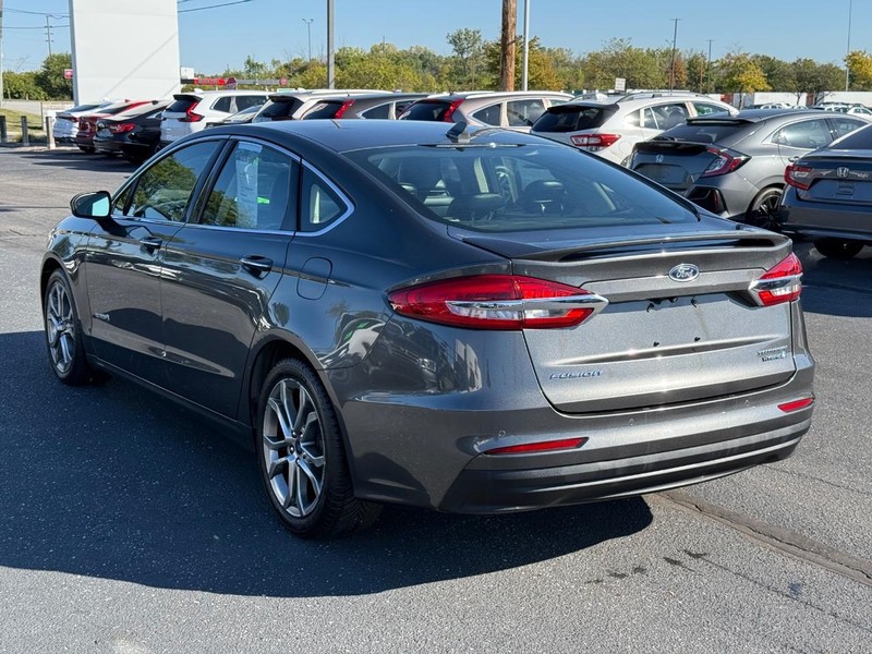 Ford Fusion Hybrid Vehicle Image 05