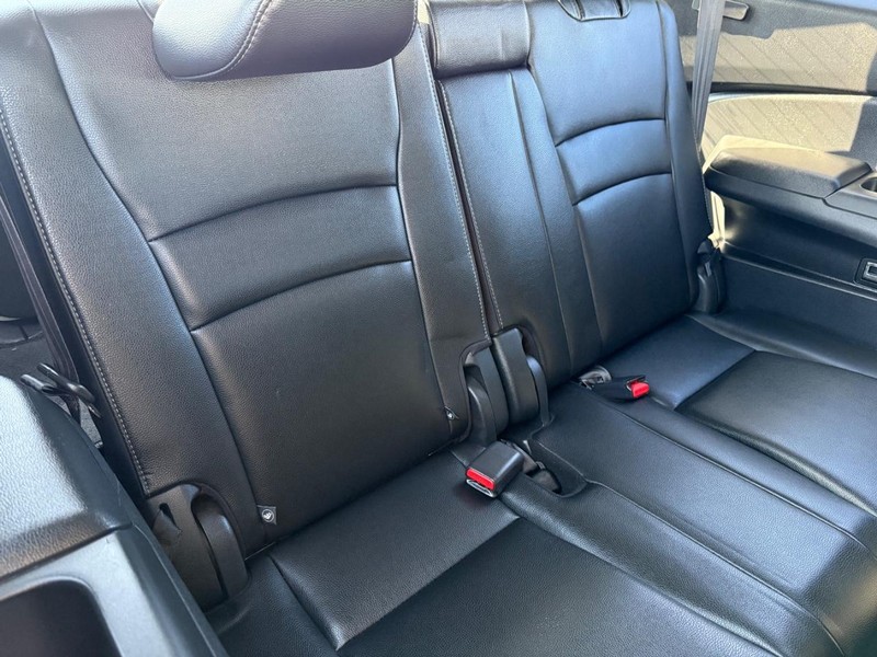 Honda Pilot Vehicle Image 12