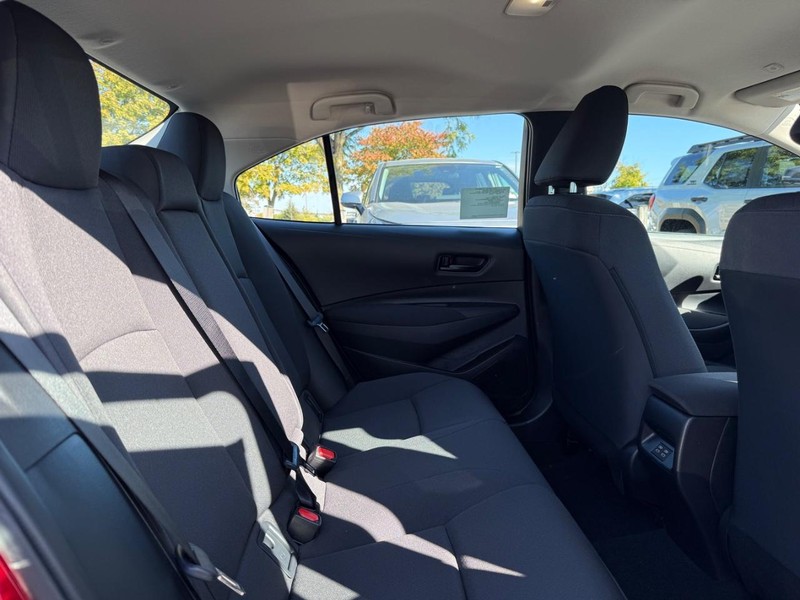 Toyota Corolla Vehicle Image 04