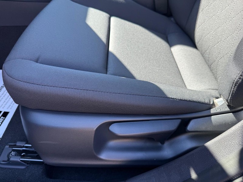 Toyota Corolla Vehicle Image 17