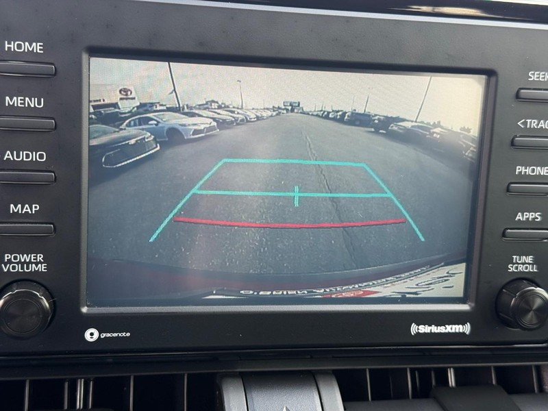 Toyota RAV4 Vehicle Image 16