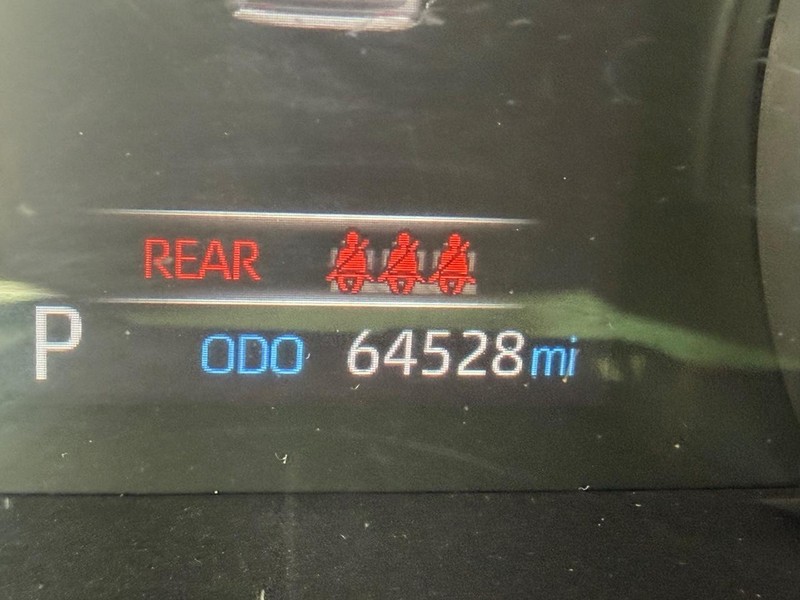 Toyota RAV4 Vehicle Image 21