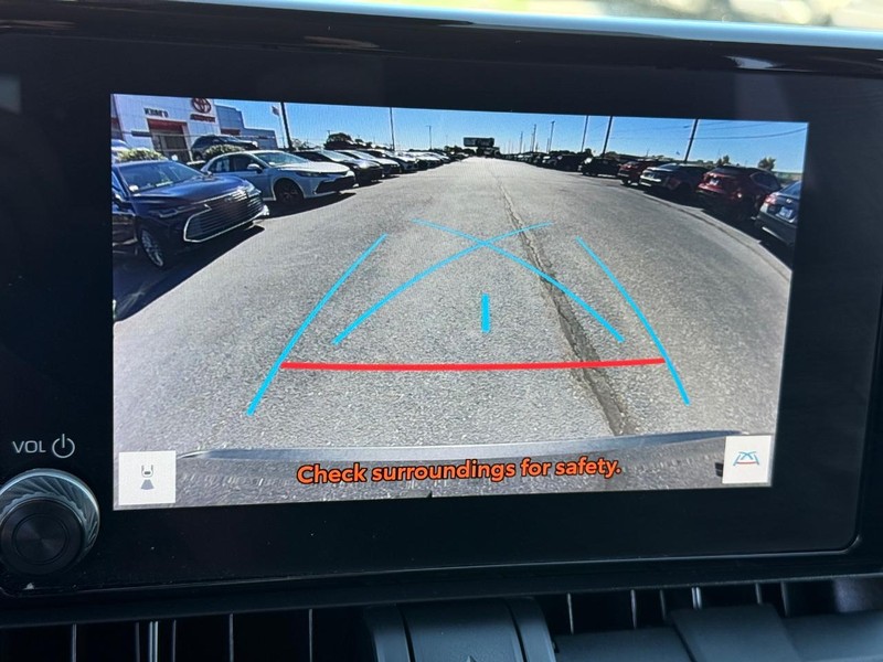 Toyota RAV4 Vehicle Image 16