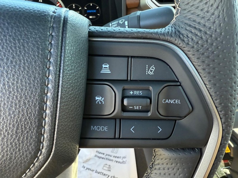 Toyota Tundra 4WD Vehicle Image 09