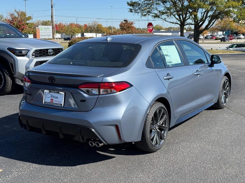 Toyota Corolla Vehicle Image 03