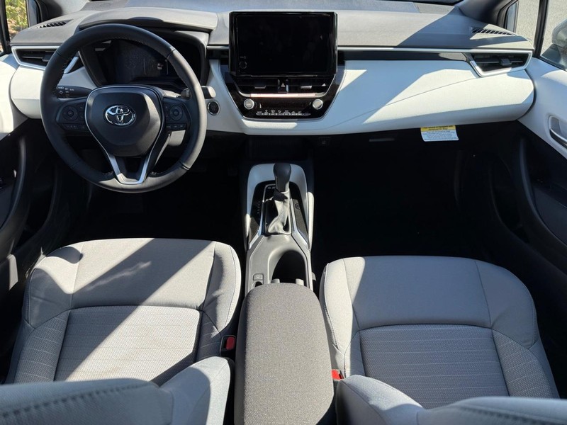 Toyota Corolla Vehicle Image 05