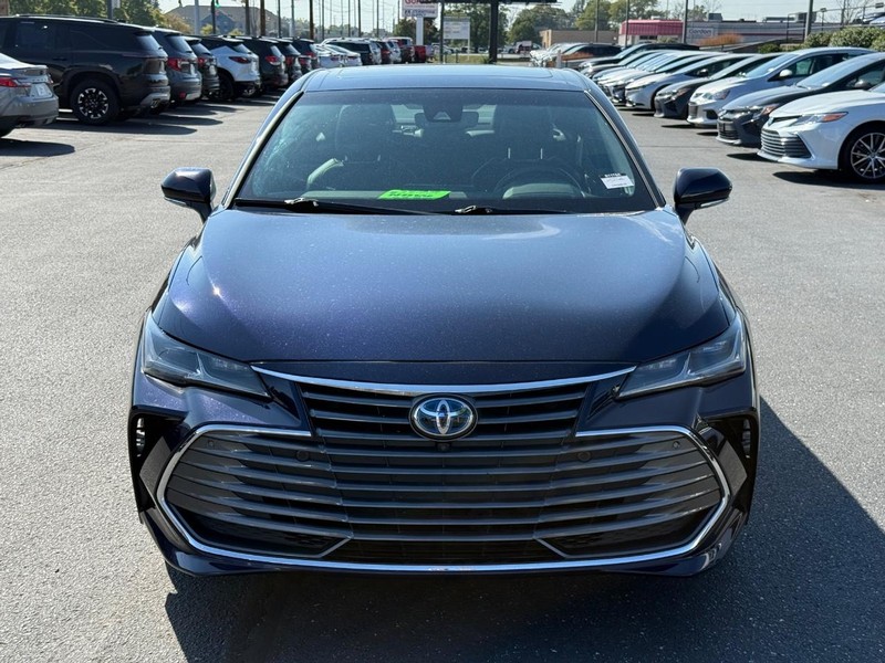 Toyota Avalon Vehicle Image 09