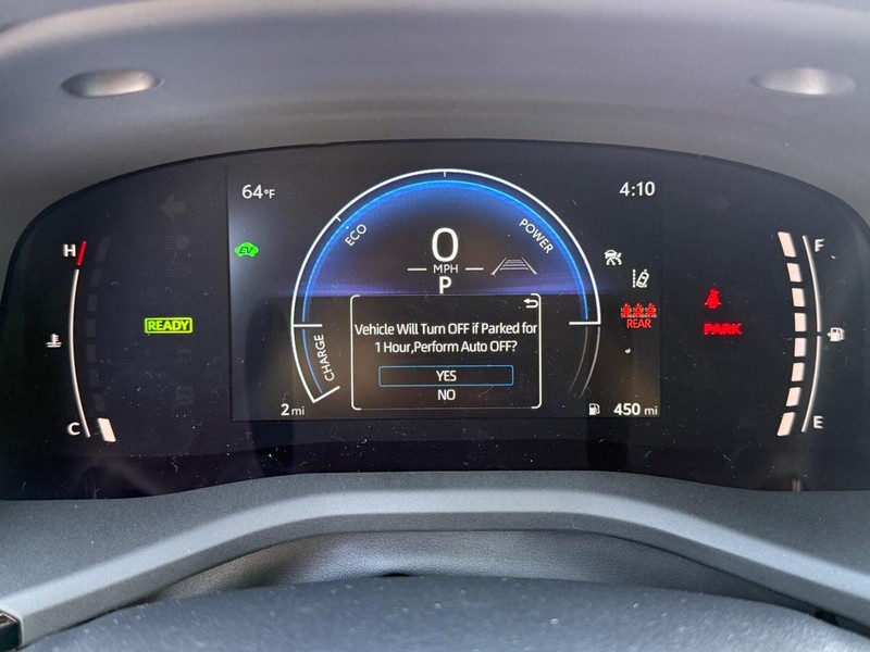 Toyota Camry Vehicle Image 16