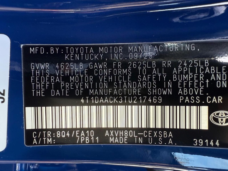 Toyota Camry Vehicle Image 20
