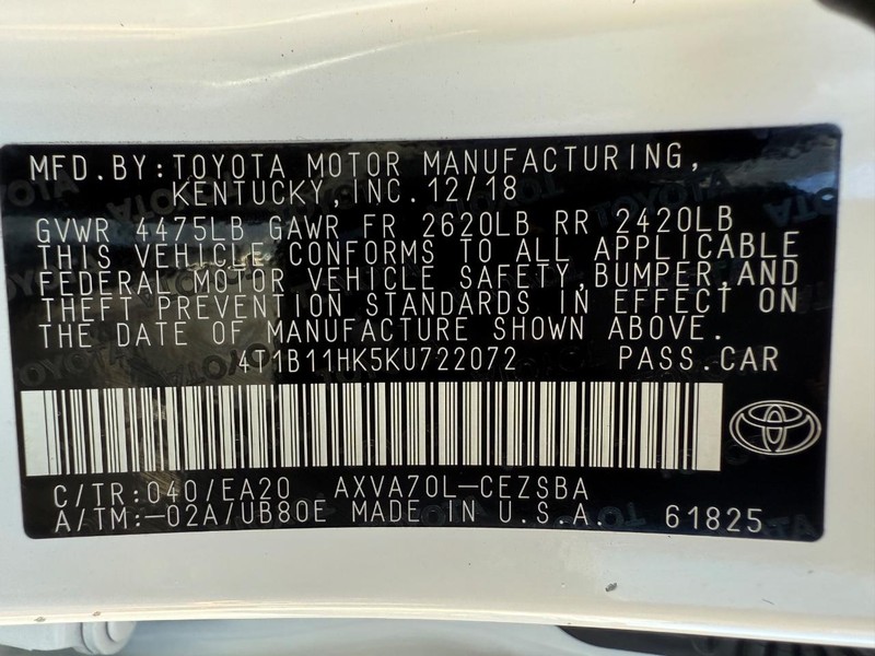 Toyota Camry Vehicle Image 23