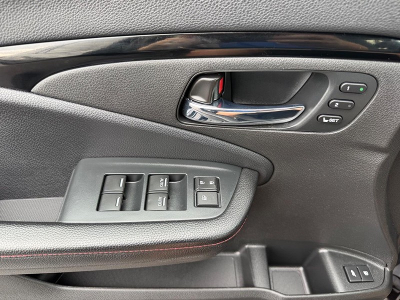 Honda Pilot Vehicle Image 28