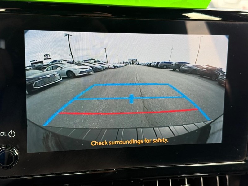 Toyota Corolla Hatchback Vehicle Image 17