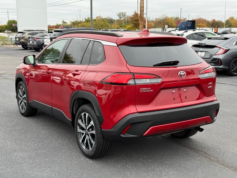 Toyota Corolla Cross Vehicle Image 05