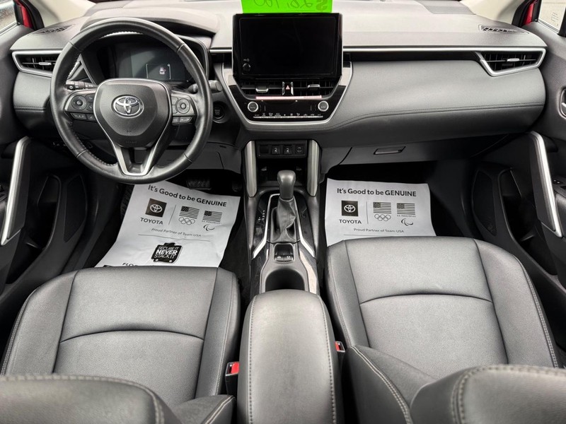 Toyota Corolla Cross Vehicle Image 11