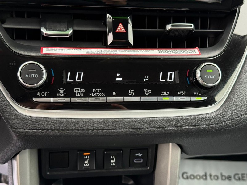 Toyota Corolla Cross Vehicle Image 18