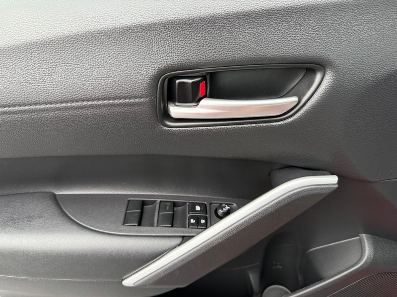 Toyota Corolla Cross Vehicle Image 24