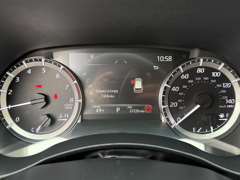 Toyota Highlander Vehicle Image 26