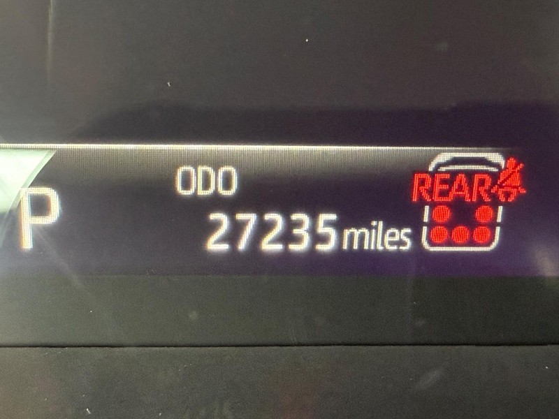 Toyota Highlander Vehicle Image 27