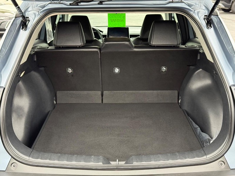 Toyota Corolla Cross Vehicle Image 07