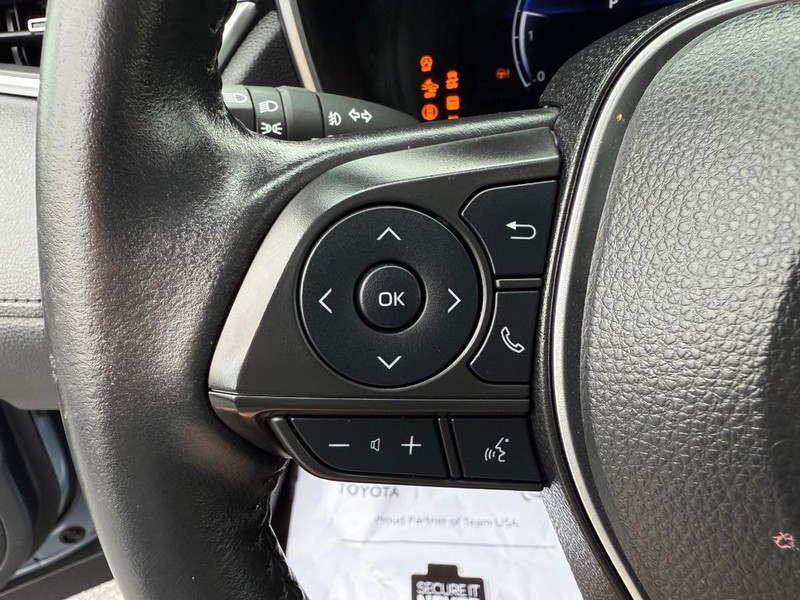 Toyota Corolla Cross Vehicle Image 13