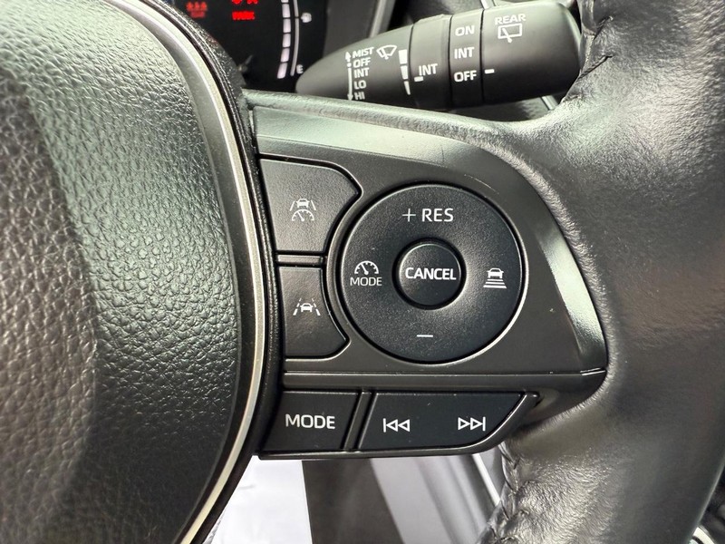 Toyota Corolla Cross Vehicle Image 14