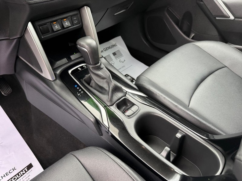 Toyota Corolla Cross Vehicle Image 20