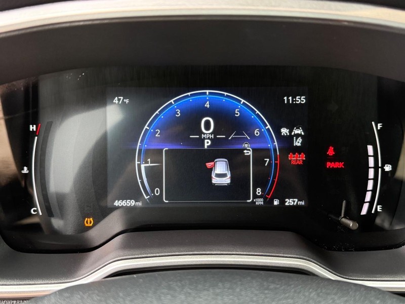 Toyota Corolla Cross Vehicle Image 22