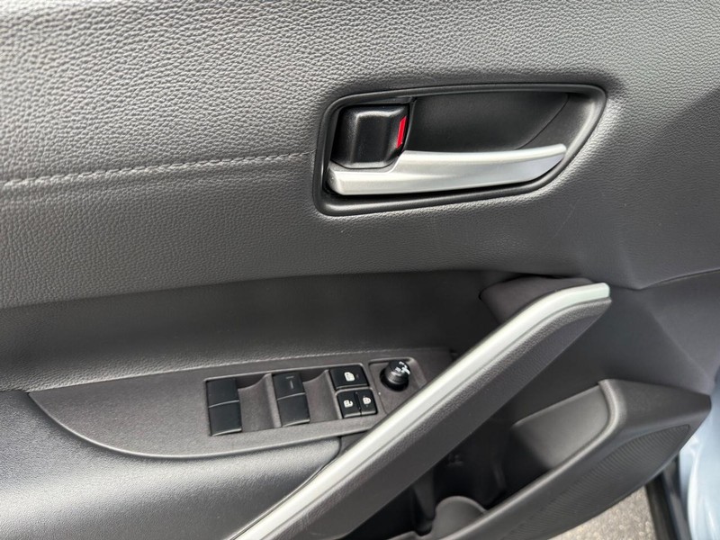 Toyota Corolla Cross Vehicle Image 24