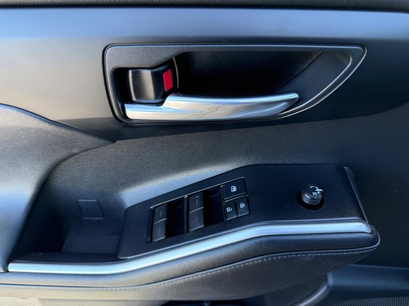 Toyota Highlander Vehicle Image 28