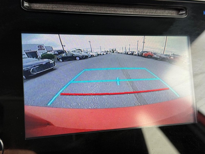 Toyota Prius Vehicle Image 18