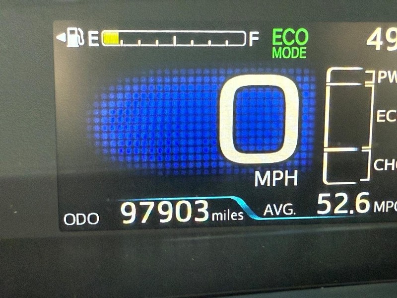 Toyota Prius Vehicle Image 22