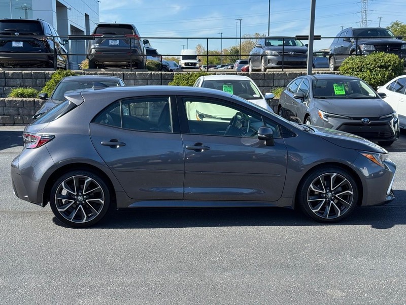 Toyota Corolla Hatchback Vehicle Image 02