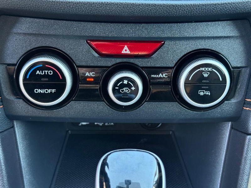 Subaru Crosstrek Vehicle Image 18