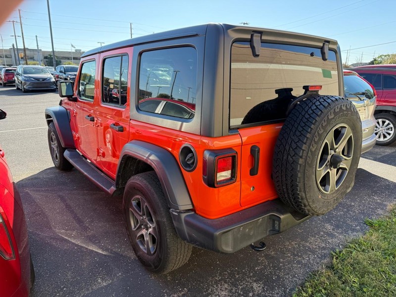 Jeep Wrangler Unlimited Vehicle Image 03