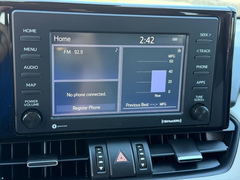 Toyota RAV4 Vehicle Image 18