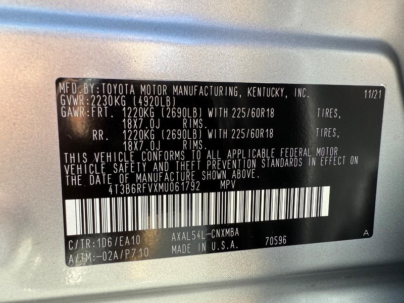 Toyota RAV4 Vehicle Image 28