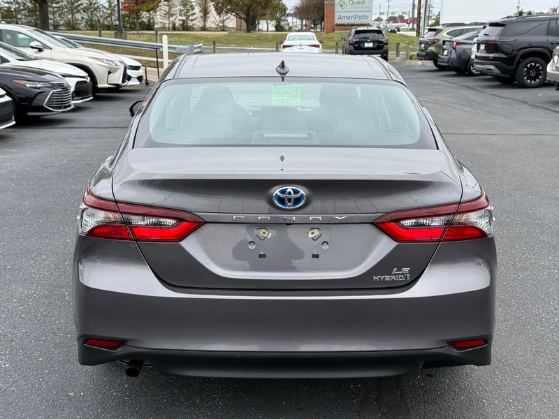 Toyota Camry Vehicle Image 04