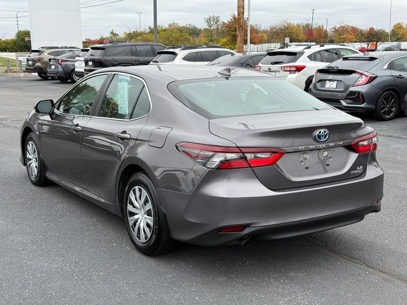 Toyota Camry Vehicle Image 05