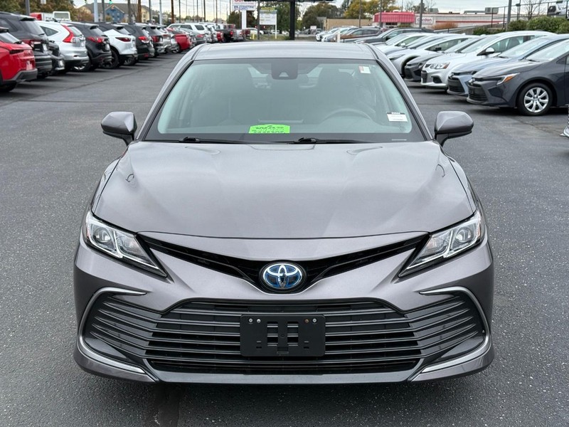 Toyota Camry Vehicle Image 09