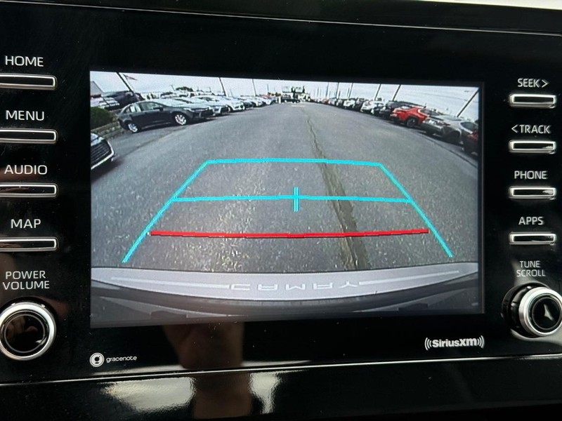 Toyota Camry Vehicle Image 17