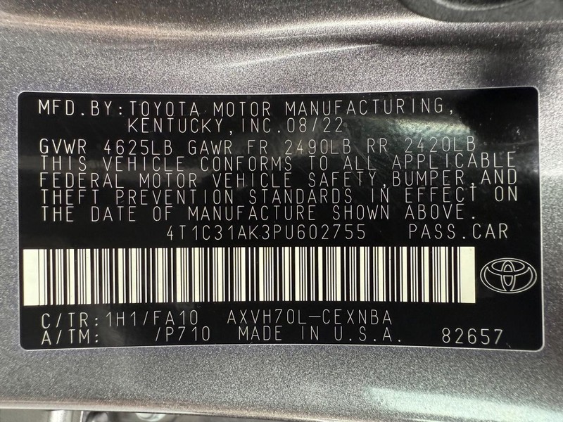 Toyota Camry Vehicle Image 25