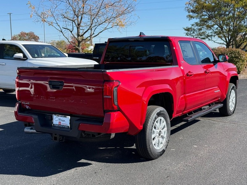 Toyota Tacoma 4WD Vehicle Image 03