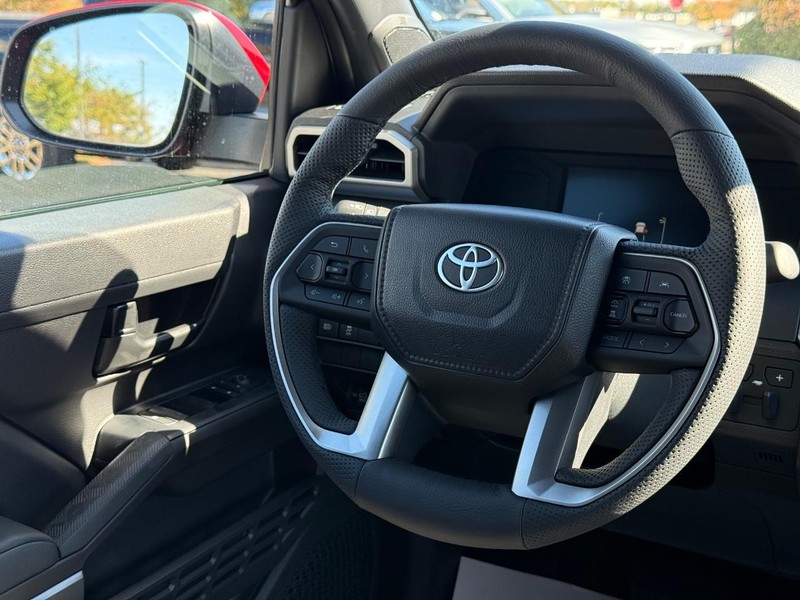 Toyota Tacoma 4WD Vehicle Image 06