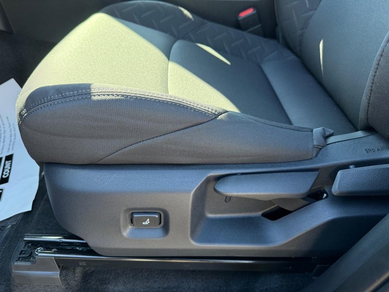 Toyota Tacoma 4WD Vehicle Image 19