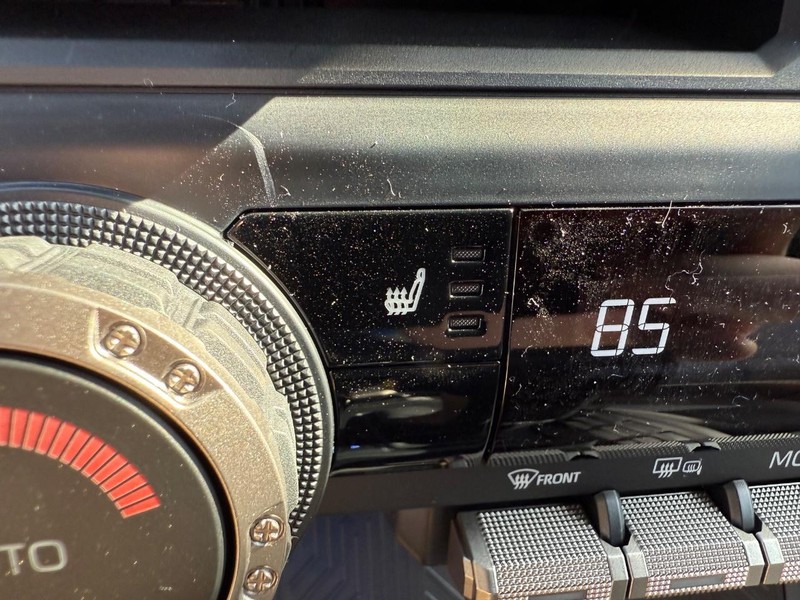 Toyota Tacoma 4WD Vehicle Image 10