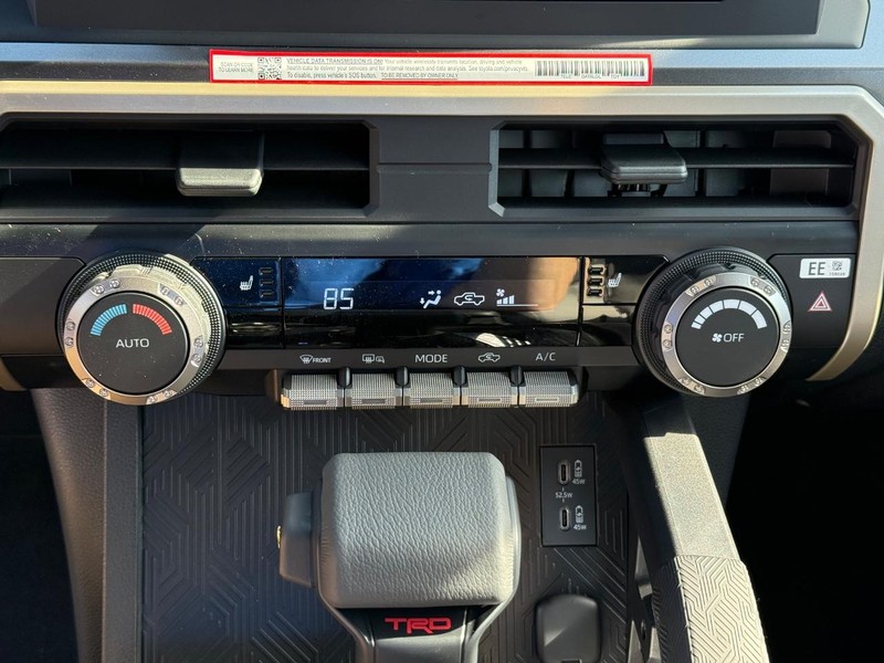 Toyota Tacoma 4WD Vehicle Image 13