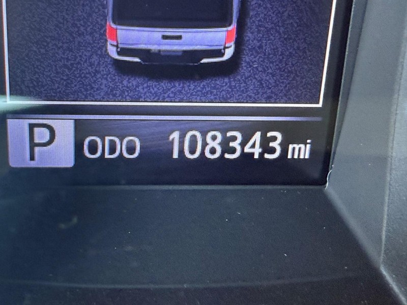 Toyota Tacoma 4WD Vehicle Image 22