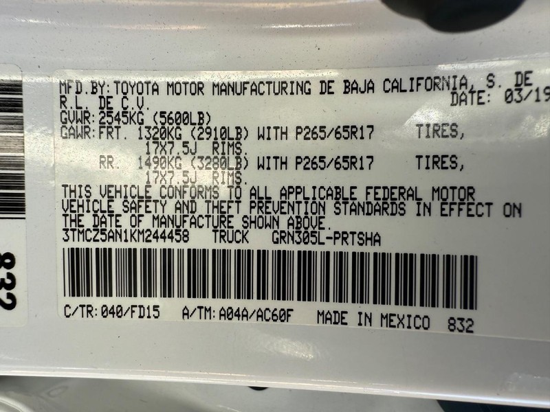 Toyota Tacoma 4WD Vehicle Image 25