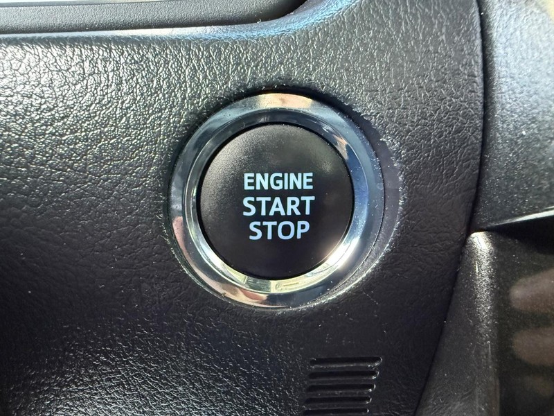 Toyota 4Runner Vehicle Image 17